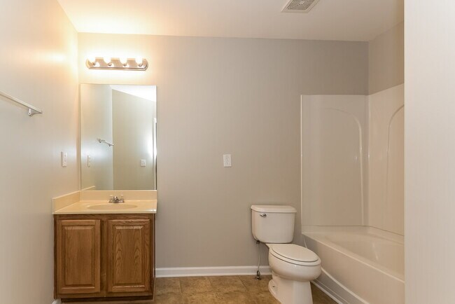 Building Photo - 30 Timber Ln