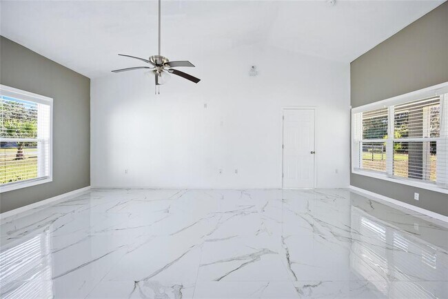 Building Photo - 14550 SW 61st Ct