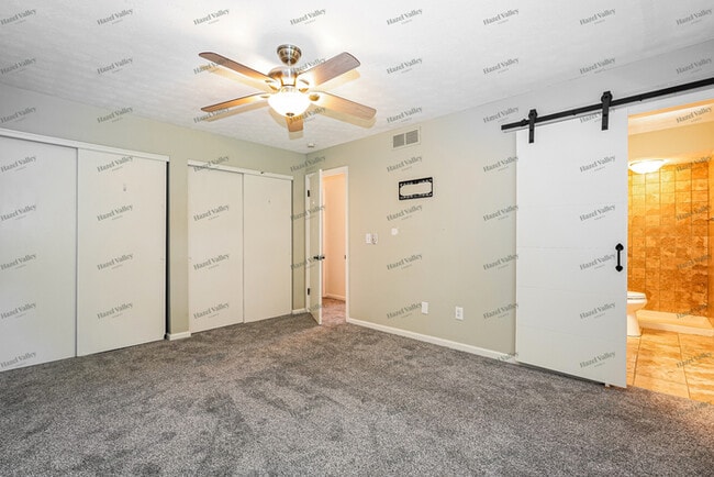 Building Photo - 12815 Fox Run Ct NW