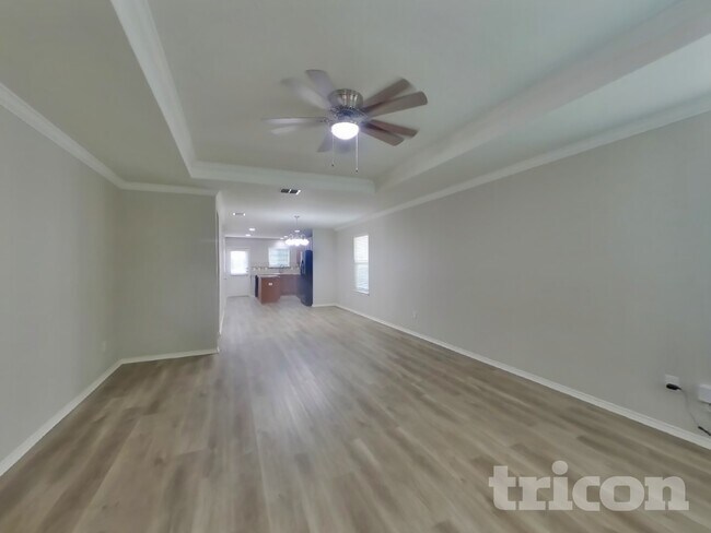 Building Photo - 13271 Cipresso Palco