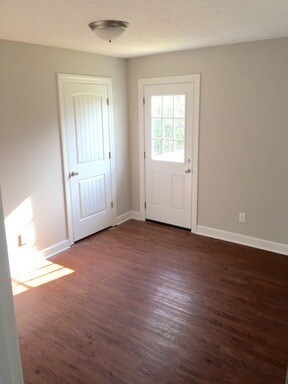 Building Photo - Pretty fantastic updated Duplex within walking distance of the Greenway.  $1525/mo