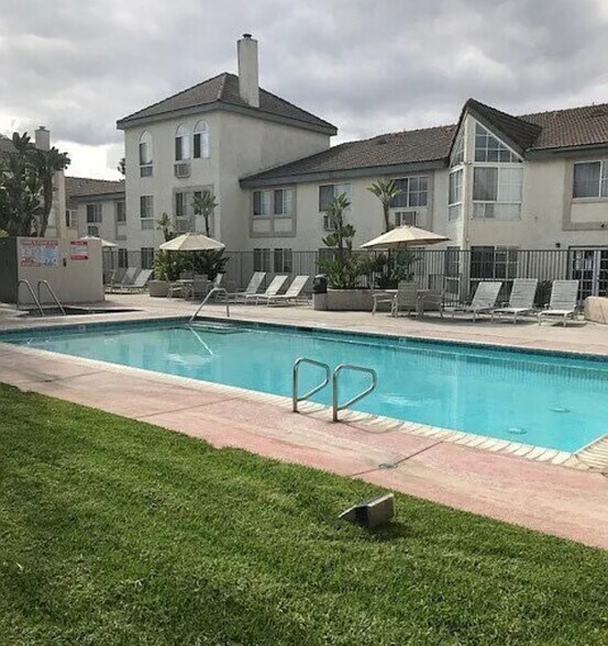 Community Pool - 15000 Downey Ave