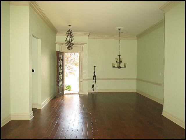 Building Photo - 21 Commentry Dr