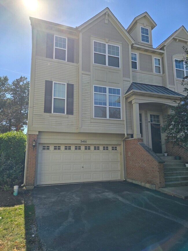 Primary Photo - 3401 Kentshire Cir