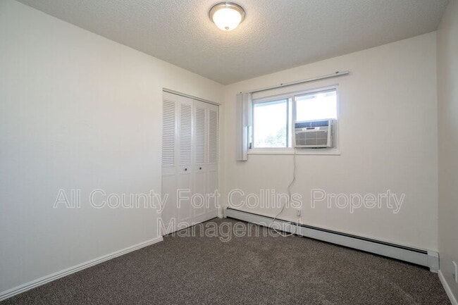Building Photo - 1434 S Dotsero Dr