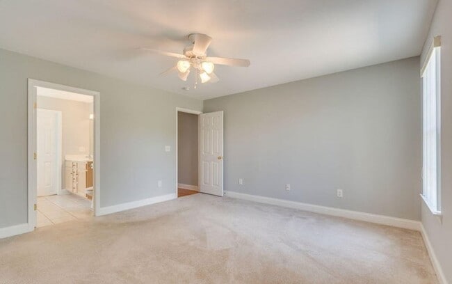 Building Photo - 205 Rockingham Meadows Dr