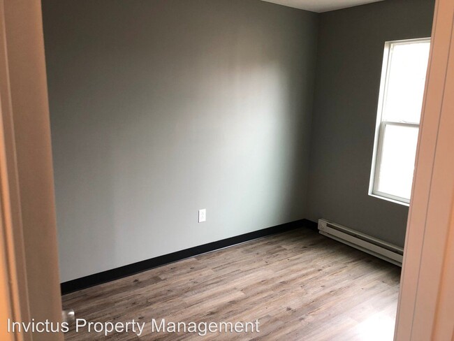 Building Photo - 3 br, 2 bath House - 2015 Hillside Avenue