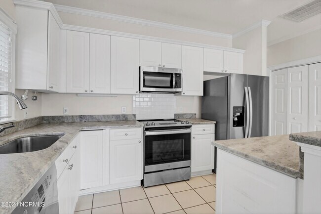Building Photo - 1064 Headwater Cove Ln