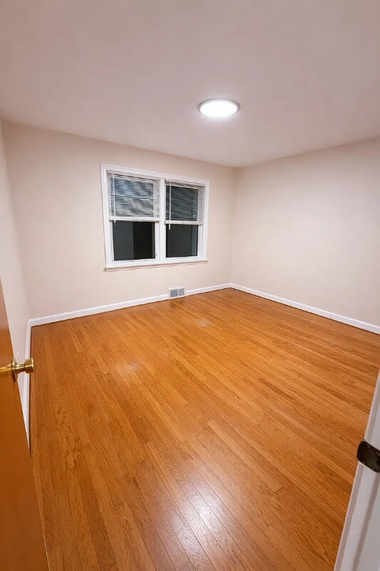 Building Photo - 1295 Chambers Rd