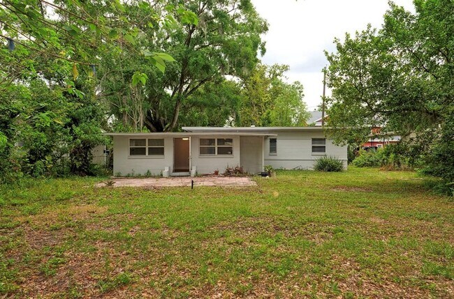 Building Photo - Updated Single Family Home