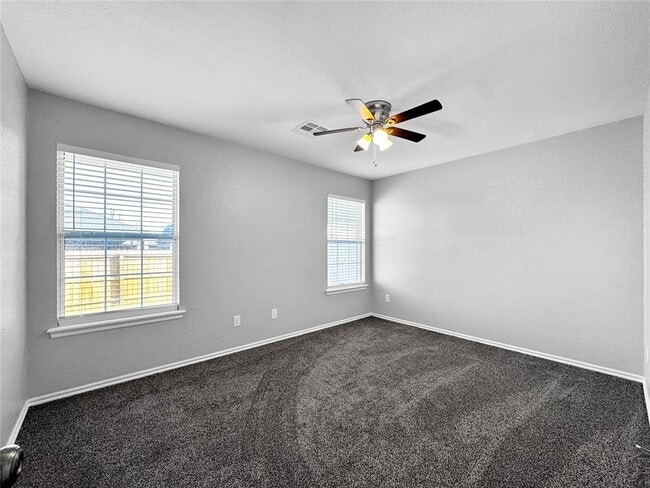 Building Photo - 4917 SE 89th Terrace