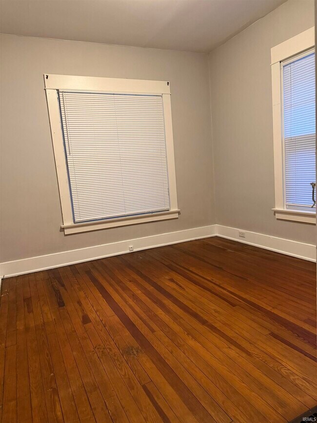 Building Photo - 1704 California Ave