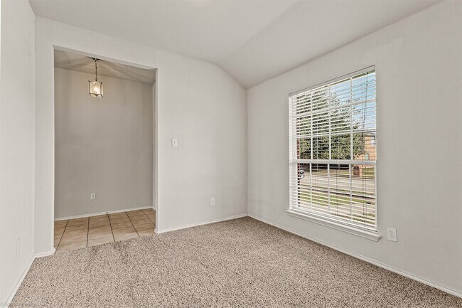 Building Photo - 1941 Harvester Dr