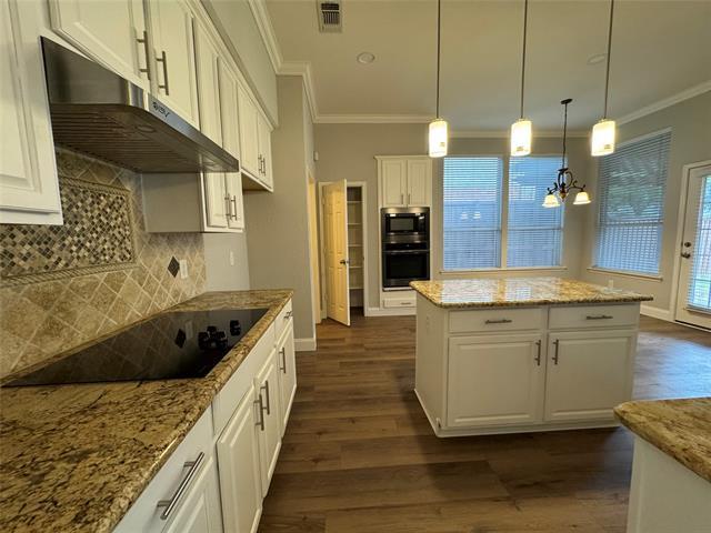 Building Photo - 1407 Lighthouse Ln