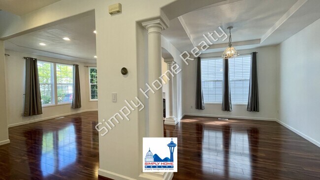 Building Photo - Step Inside To This Spacious & Comfortable 3-Bedroom Home!