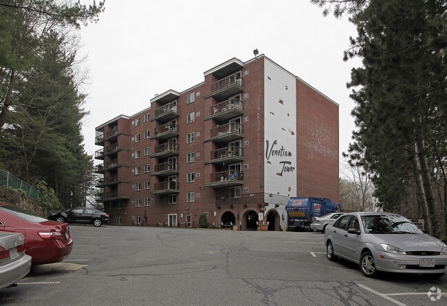 Building Photo - Venetian Tower