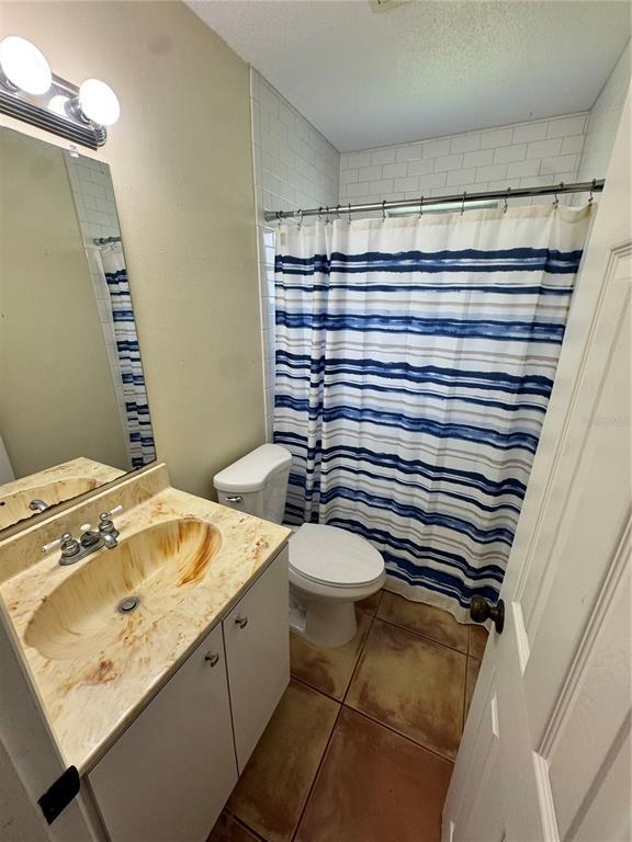 Building Photo - 50 Oak Tree Dr