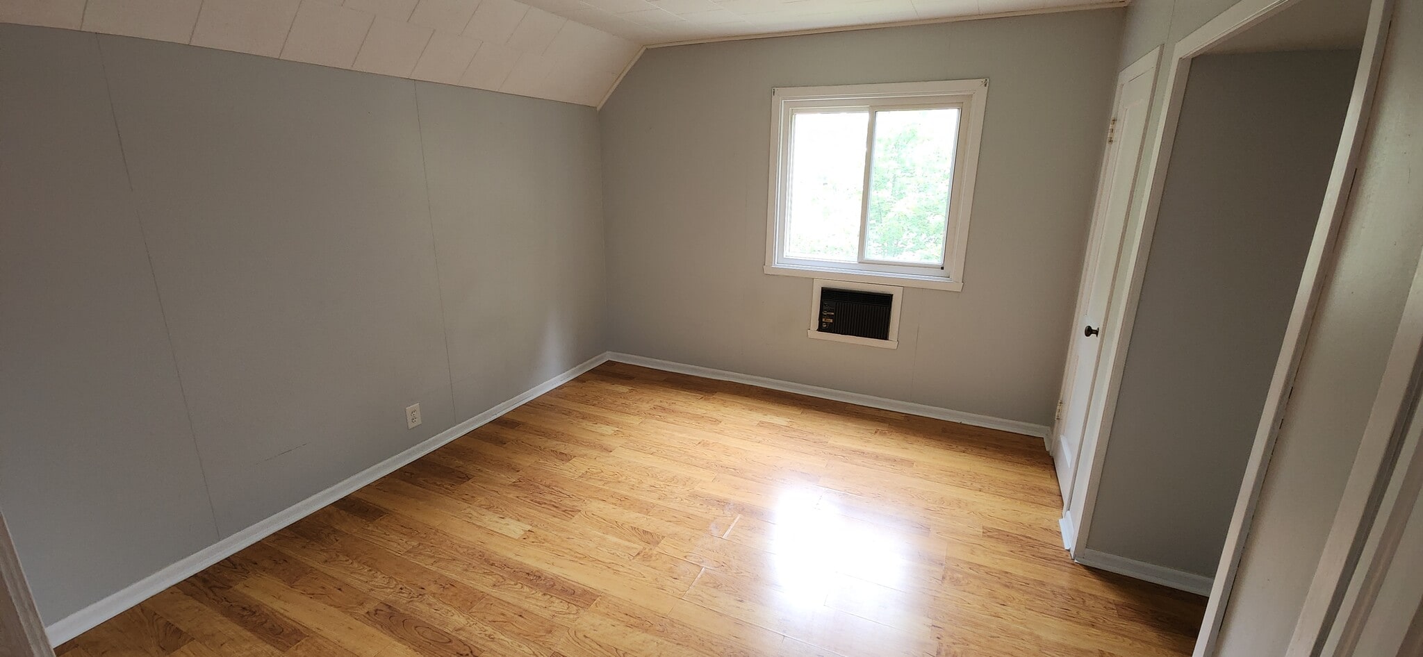 Bedroom - 104 E 2nd St