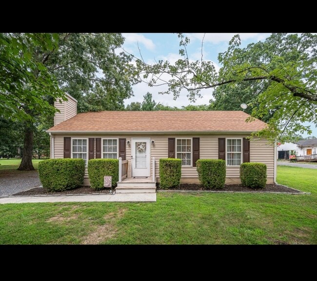Primary Photo - 73 Forest Ave