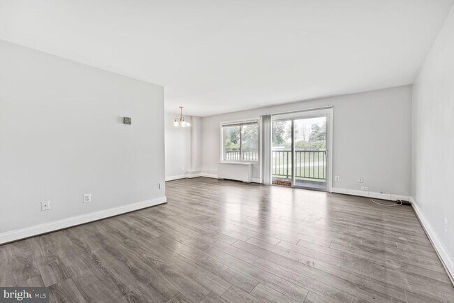 Building Photo - 1001 Chillum Rd