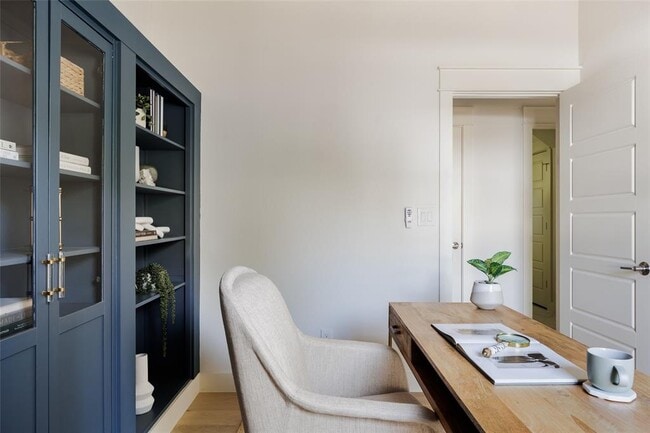 Building Photo - 1205 McKinley Ave