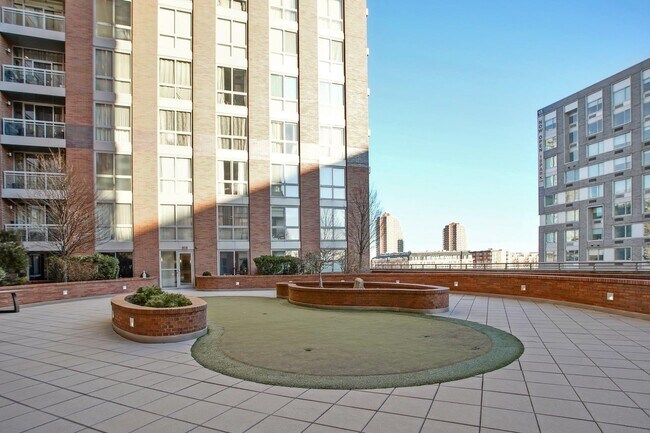 Building Photo - 201 Marin Blvd