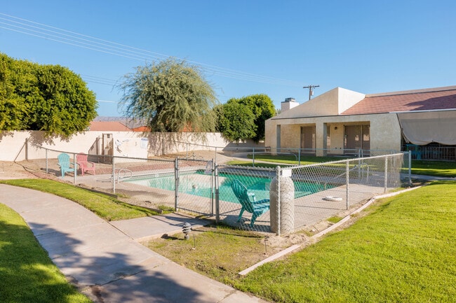 Building Photo - 79602 Ave 42