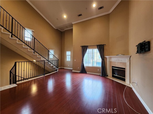 Building Photo - 271 S Arroyo Dr