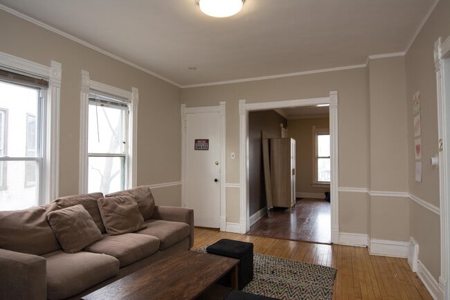 Building Photo - 1024 Foster St