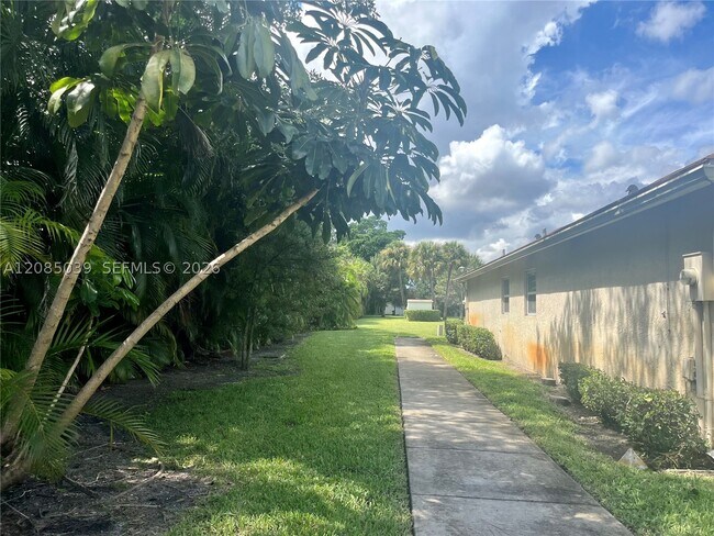 Building Photo - 5080 Sanctuary Way