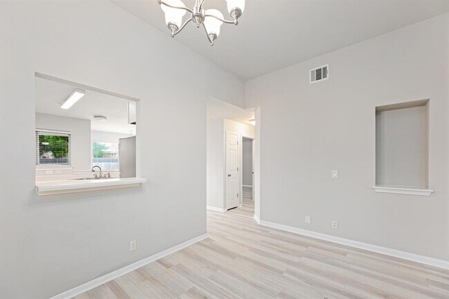 Building Photo - 21108 Derby Day Ave