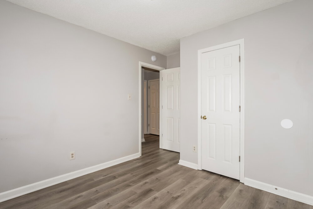 Building Photo - 6888 Skylar Mill Ave