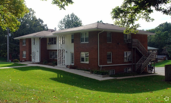 Building Photo - 4100 Grand Ave