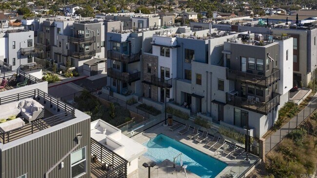 Building Photo - Downtown Oceanside Condo with pool and roo...