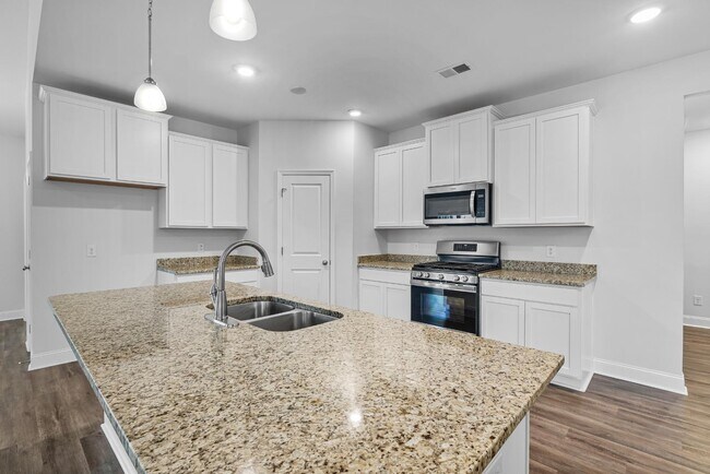 Building Photo - 413 Silver Anchor Dr