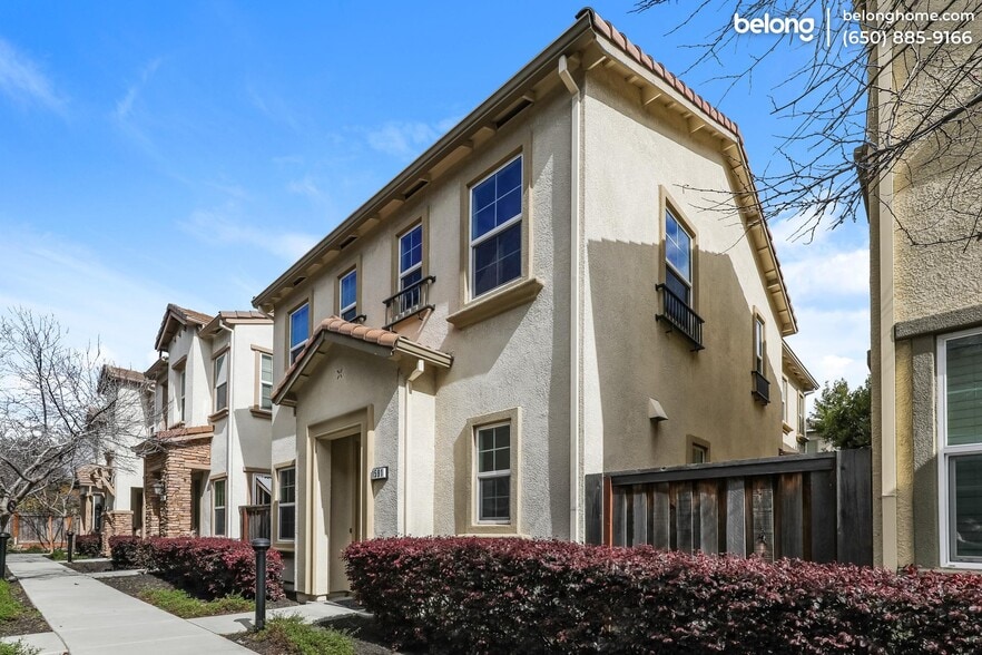 Building Photo - 1591 Sylvia St