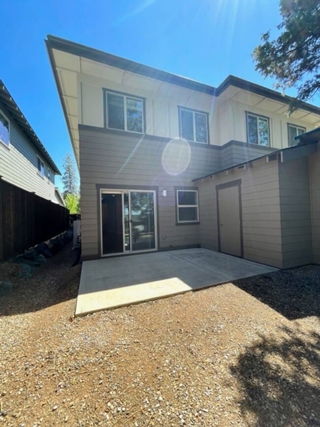 Building Photo - Flowing Water Way Duplex - 20138-FLOW-00