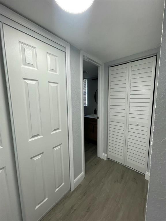 Building Photo - Southeast 7th Street, Hallandale Beach, FL 33009 - 1 BR 1 BA condo