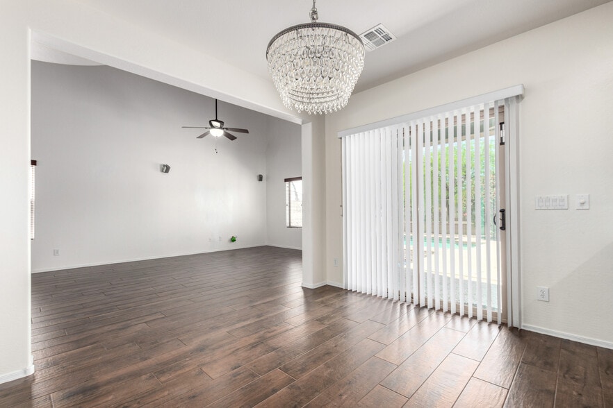 Building Photo - 16306 N 73rd Dr