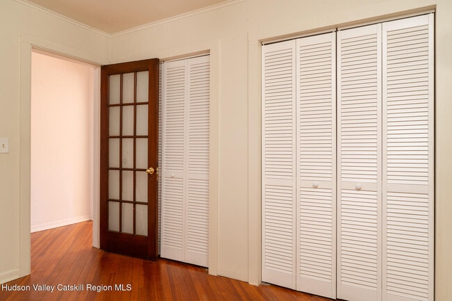 Building Photo - 430 Warren St