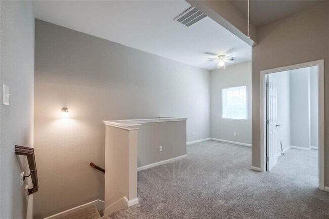 Building Photo - 3207 Avenue O