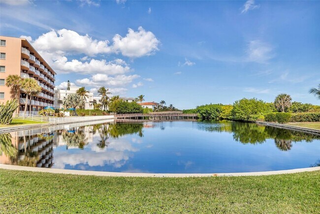 Building Photo - 1610 N Ocean Blvd