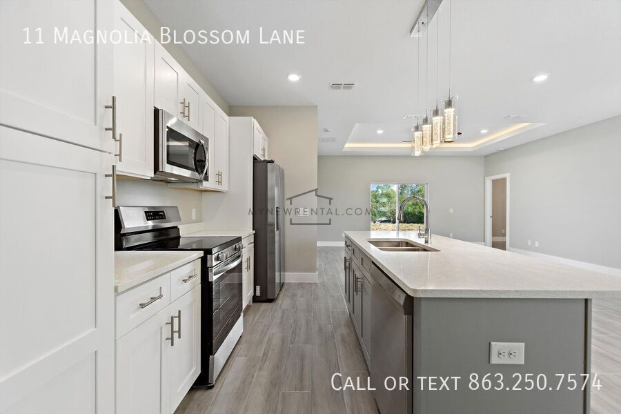 Building Photo - 11 Magnolia Ln