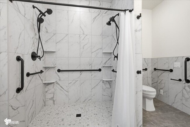 Building Photo - Fully ADA Accessible Home!