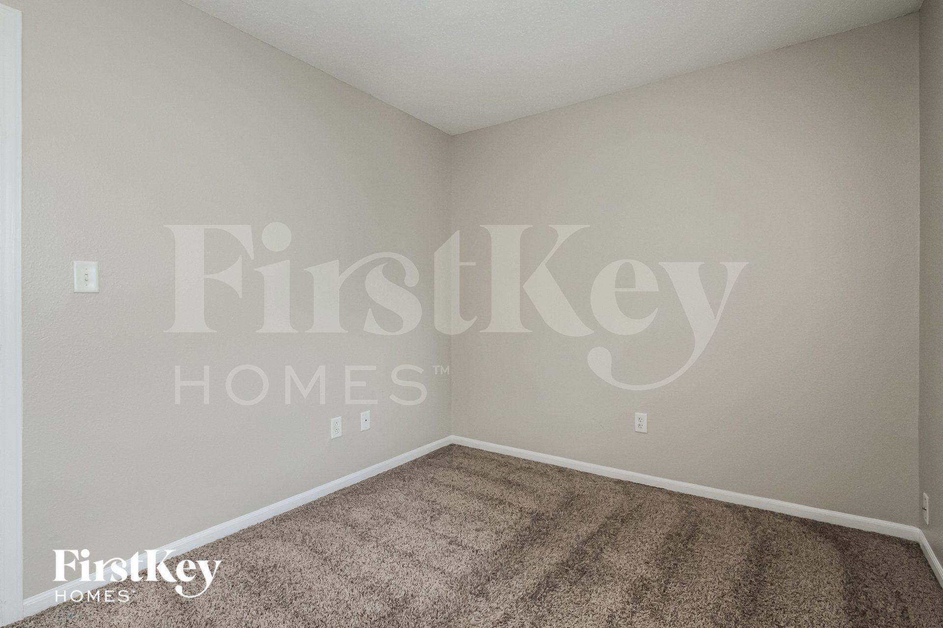 Building Photo - 6479 Hazelhatch Dr