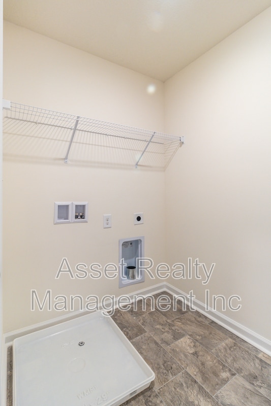 Building Photo - 3048 Nicole Cir