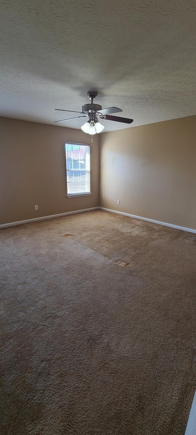 Building Photo - 2504 Emma Katherine Ln