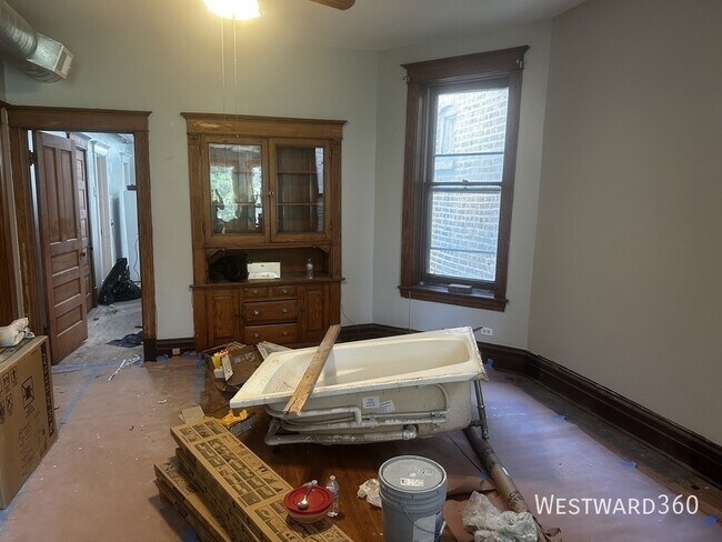 Building Photo - 1333 N Campbell-2