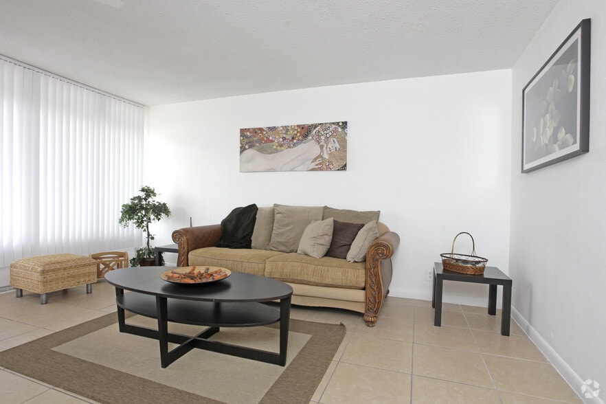 Interior Photo - The Oasis by RAM Apartments