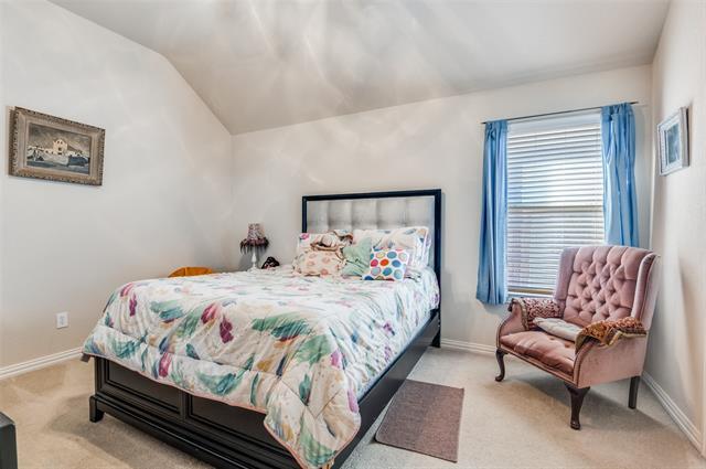 Building Photo - 626 Saddlebrook Dr